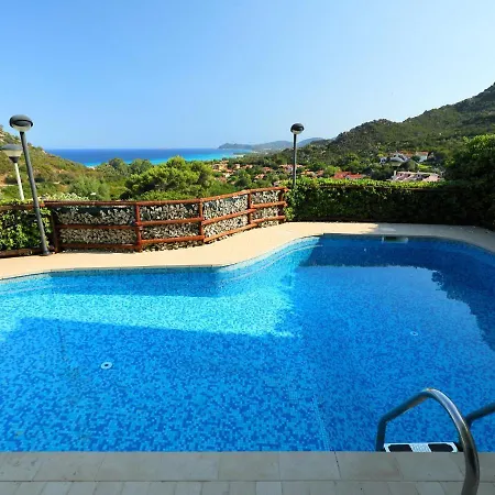 Сasa de vacaciones Greca Piscina - Rei238 By Interhome